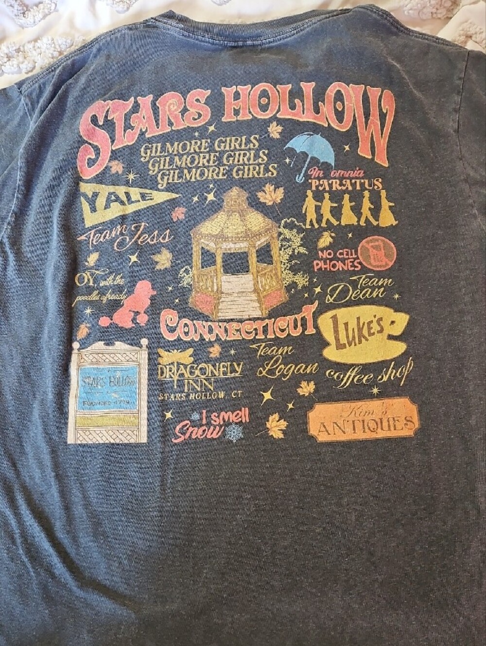 Gilmore Girls Stars Hollow Comfort Colors Womens Size Large - Picture 4 of 8